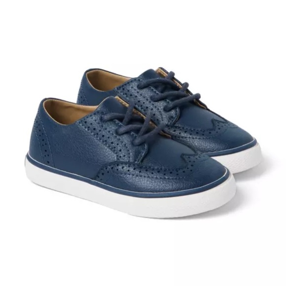 Boys Janie & Jack navy wingtip shoes size 9